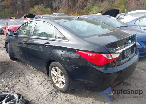 2013 Hyundai Sonata Gls z USA, uszkodzony, nr VIN 5NPEB4AC7DH639825